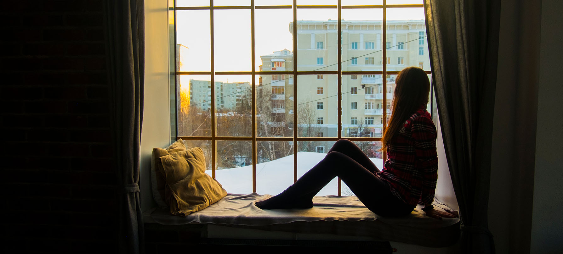 contemplating-966228688